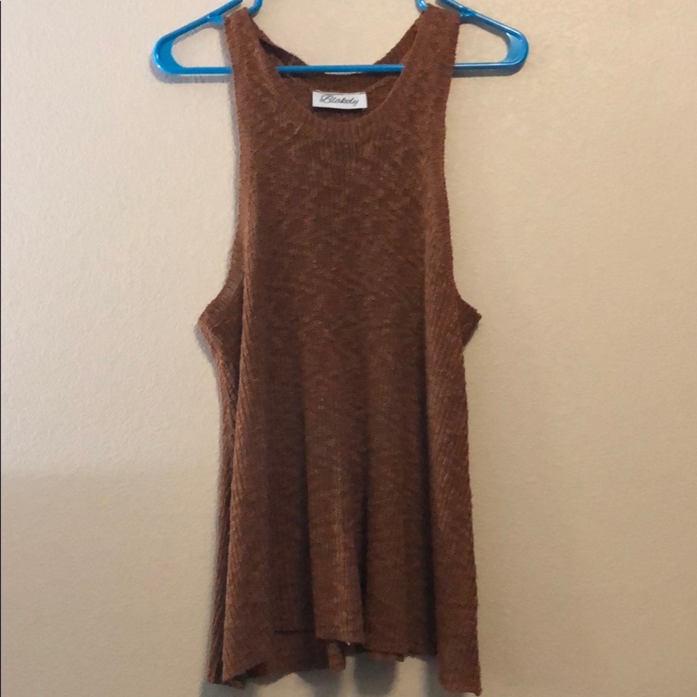 Rust colored tank